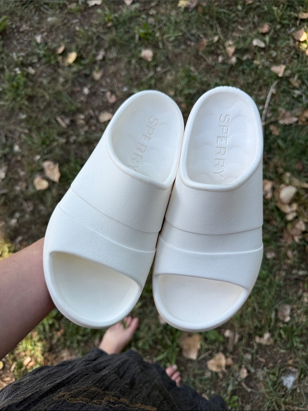 Sperry white slides